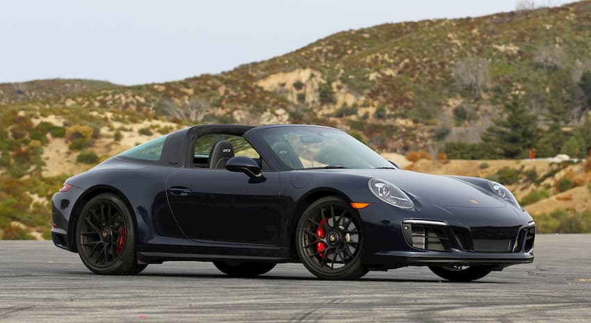 Cách chọn màu xe ô tô Porsche theo phong thuỷ: Tuổi, mệnh