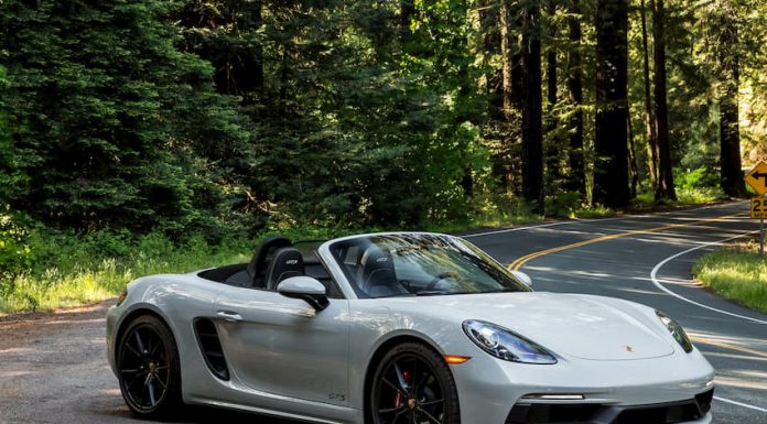 kinh nghiệm mua xe ô tô PORSCHE trả góp – bảng lãi suất chi tiết