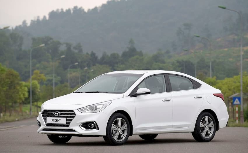 Giá xe Hyundai Accent