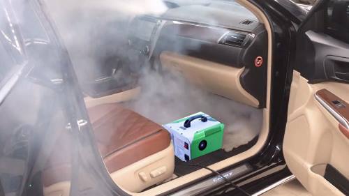 Khử mùi cho xe trước khi sử dụng các laoij tinh dầu thơm