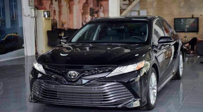 Mẫu xe Topyoat Camry đẹp mắt, sang trọng